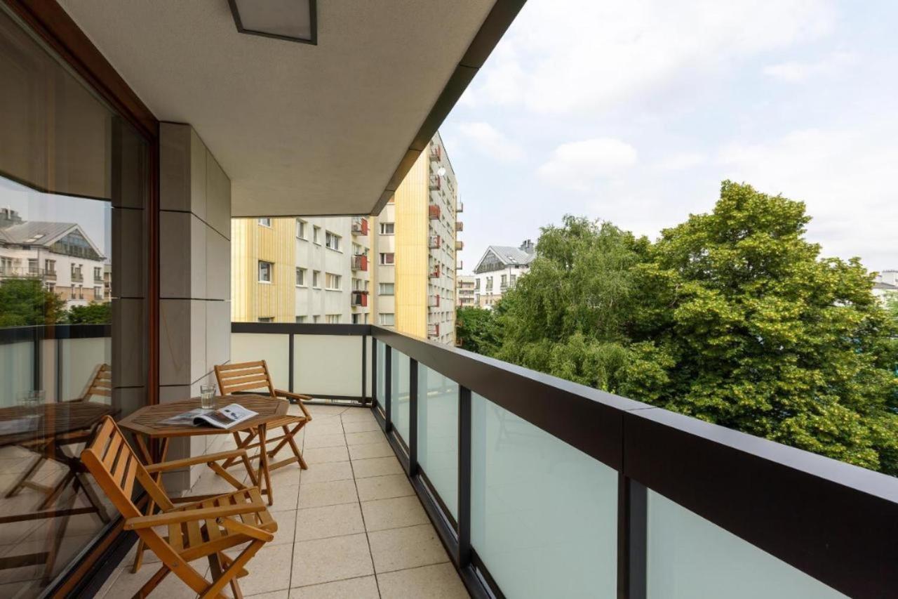 Modern Apartment With Pool Near Golden Terraces Warsaw Ngoại thất bức ảnh
