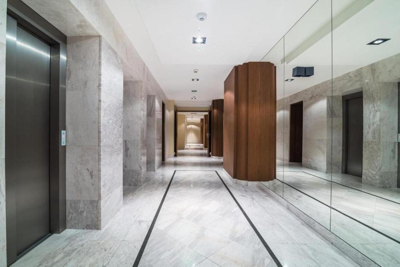 Modern Apartment With Pool Near Golden Terraces Warsaw Ngoại thất bức ảnh