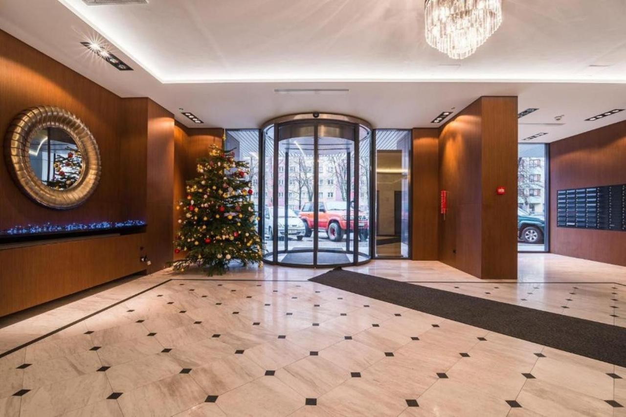 Modern Apartment With Pool Near Golden Terraces Warsaw Ngoại thất bức ảnh