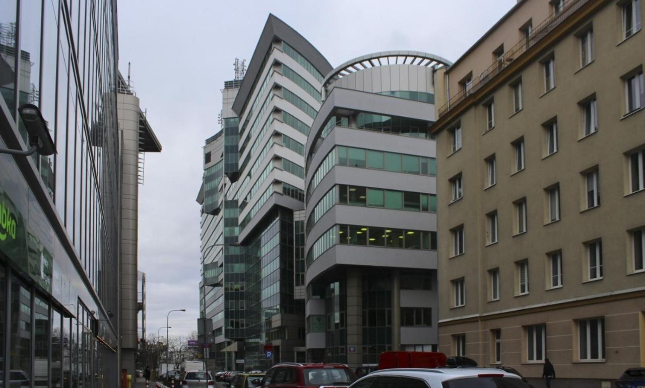 Modern Apartment With Pool Near Golden Terraces Warsaw Ngoại thất bức ảnh